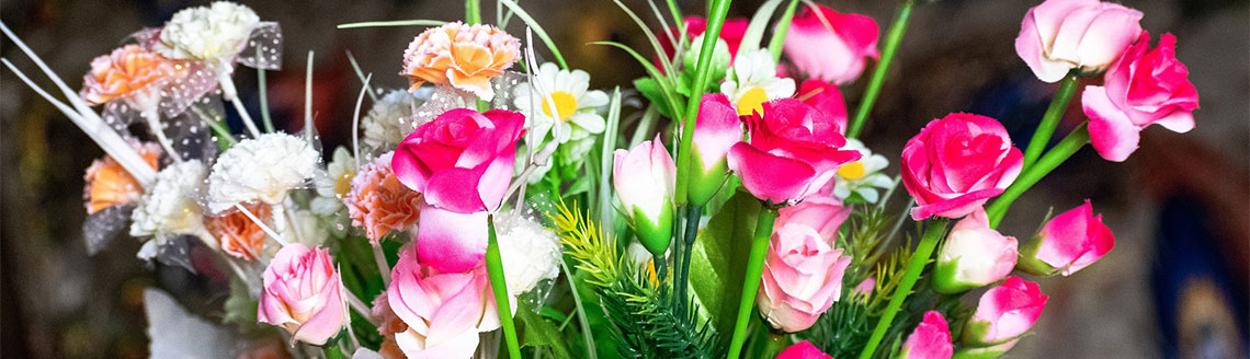 How to incorporate artificial flowers into your garden design