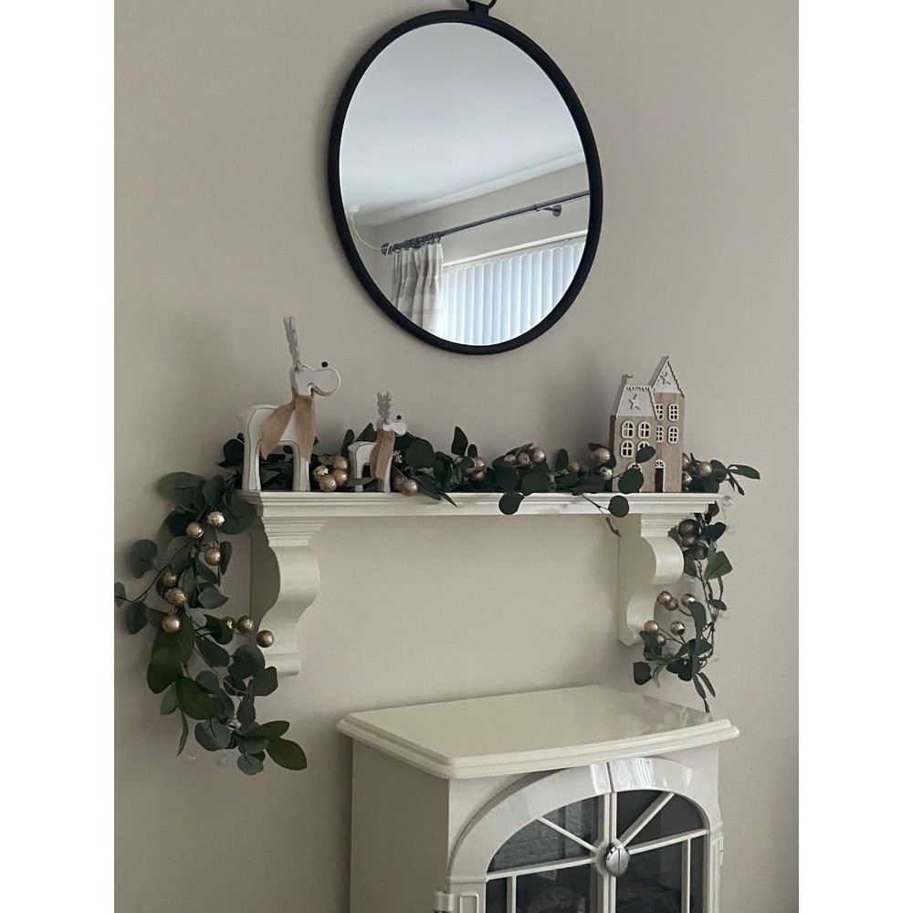 Customer display: Dibor eucalyptus Christmas garland with sparkling bronze berries (200cm)
