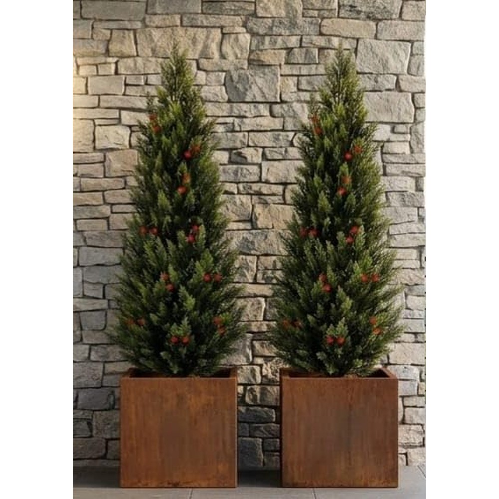 Customer display: Karyllyd outdoor cedar Christmas trees with berry decorations (pair, 4ft)