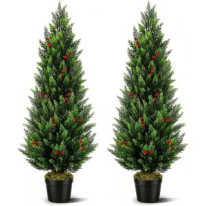 Karyllyd outdoor cedar Christmas trees with berry decorations (pair, 4ft)