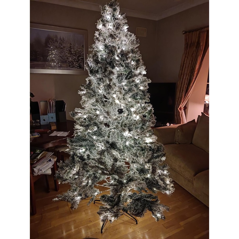 Customer photo of VeryMerry Snowshill snowy pre-lit Christmas tree